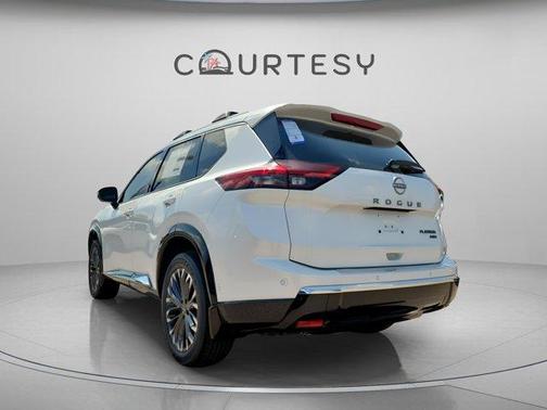 Everest White P 2026 Nissan Rogue Platinum