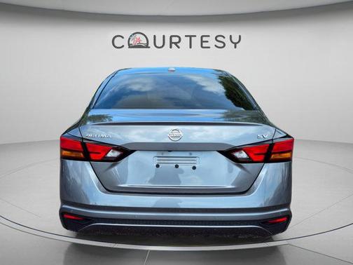 Gun Metallic 2022 Nissan Altima 2.5 SV