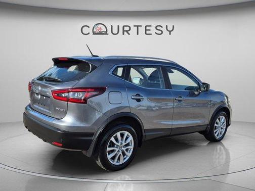 Gun Metallic 2020 Nissan Rogue Sport SV