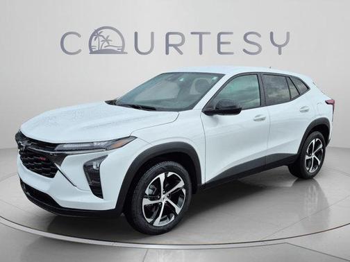 Summit White 2025 Chevrolet Trax 1RS