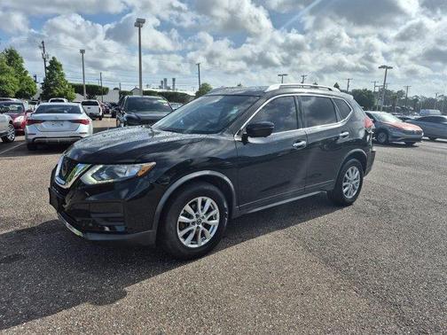 Black 2022 Nissan Rogue S
