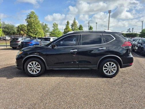 Black 2022 Nissan Rogue S