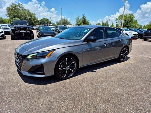 Gun Metallic 2024 Nissan Altima 2.5 SR