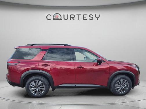 Scarlet Ember 2024 Nissan Pathfinder SV