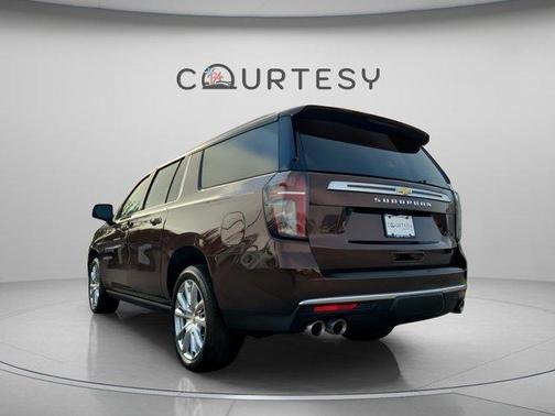 2023 Chevrolet Suburban High Country