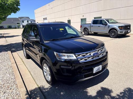 Shadow Black 2018 Ford Explorer XLT