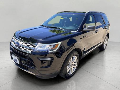 Shadow Black 2018 Ford Explorer XLT