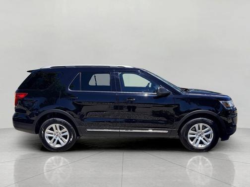 Shadow Black 2018 Ford Explorer XLT