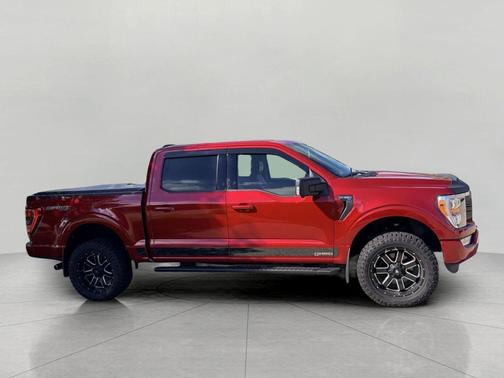 Rapid Red Metallic Tinted Clearcoat 2022 Ford F-150 XLT