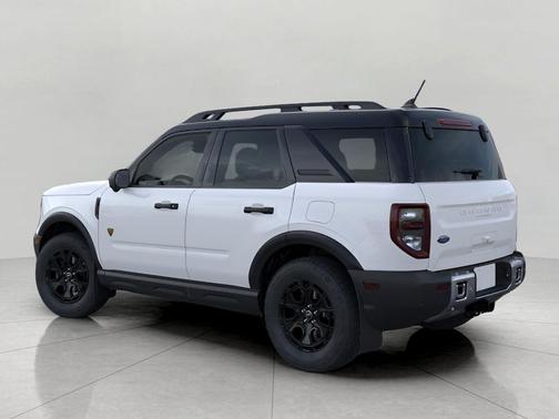 Oxford White 2026 Ford Bronco Sport Badlands