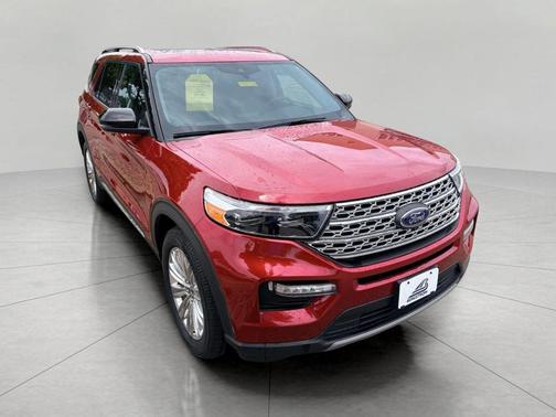 Rapid Red Metallic Tinted Clearcoat 2022 Ford Explorer Limited