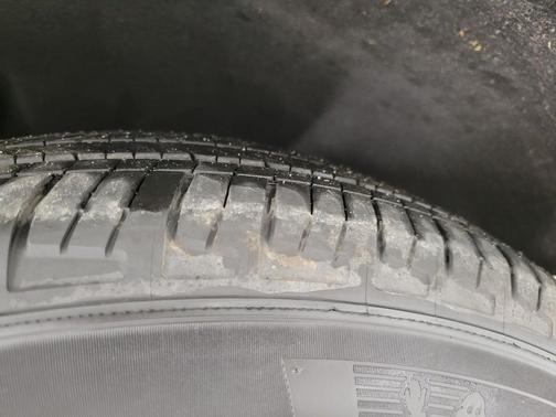 Agate Black Metallic 2025 Ford Escape ST-Line