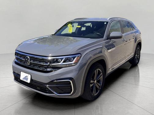 Pure Gray 2022 Volkswagen Atlas Cross Sport 2.0T SEL