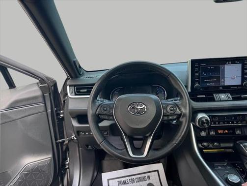 2019 Toyota RAV4 Hybrid SE