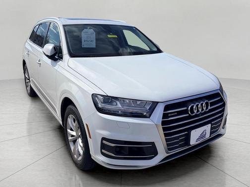 Carrara White 2017 Audi Q7 3.0T Premium
