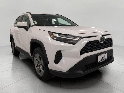 Ice Cap 2025 Toyota RAV4 XLE
