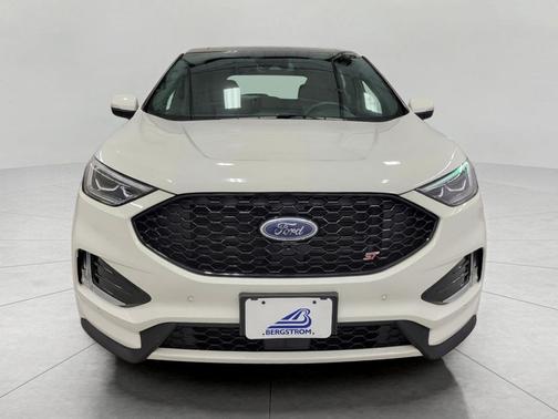 Star White Metallic Tri-Coat 2024 Ford Edge ST