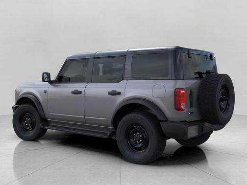 Carbonized Gray Metallic 2026 Ford Bronco Big Bend