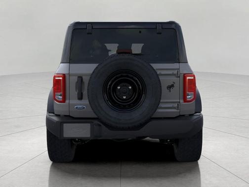 Carbonized Gray Metallic 2026 Ford Bronco Big Bend