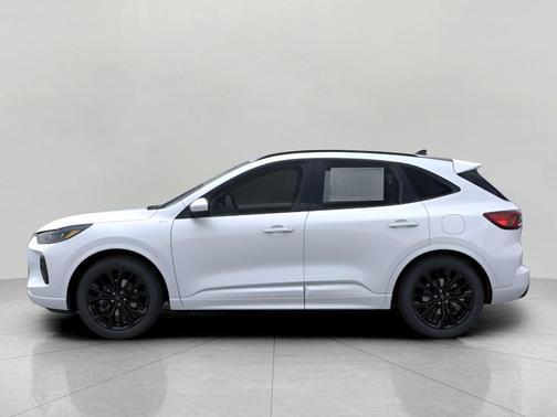 2026 Ford Escape ST-Line Elite