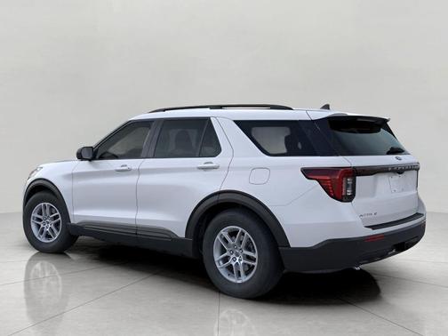 Space White Metallic 2026 Ford Explorer Active