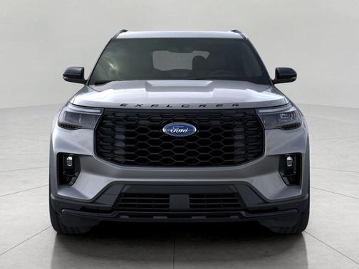 Carbonized Gray Metallic 2026 Ford Explorer ST-Line
