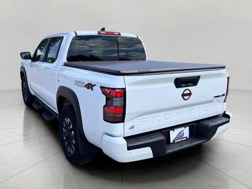 Glacier White 2024 Nissan Frontier PRO-4X