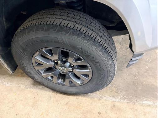 2020 Toyota Tacoma SR5