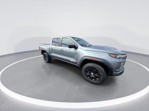 Sterling Metallic 2024 GMC Canyon Elevation