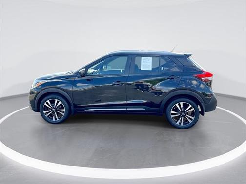 2019 Nissan Kicks SR