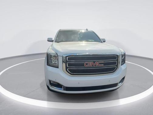 Summit White 2017 GMC Yukon SLE