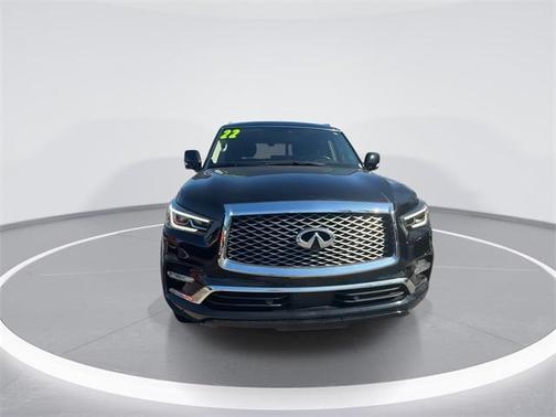 2022 INFINITI QX80 Luxe