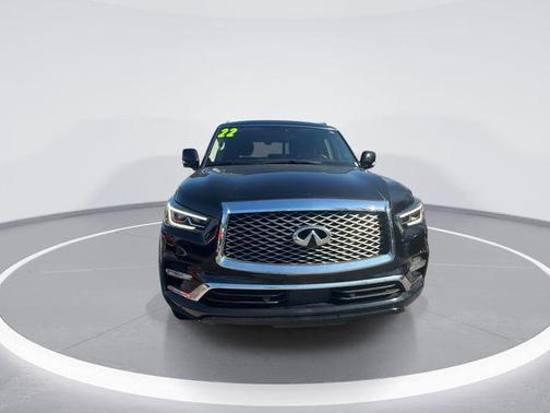 2022 INFINITI QX80 Luxe