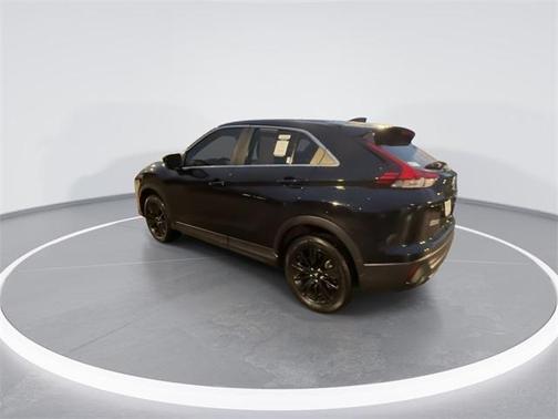 2023 Mitsubishi Eclipse Cross LE