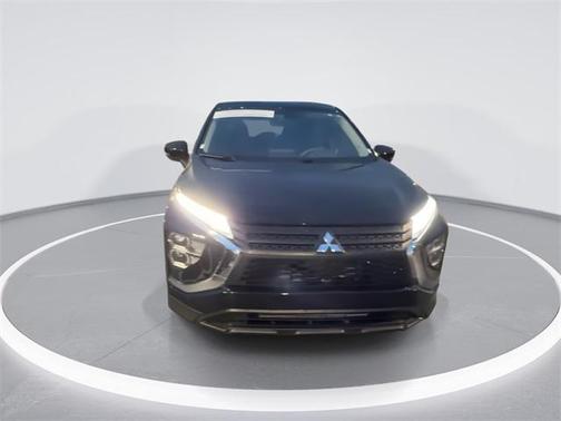 2023 Mitsubishi Eclipse Cross LE