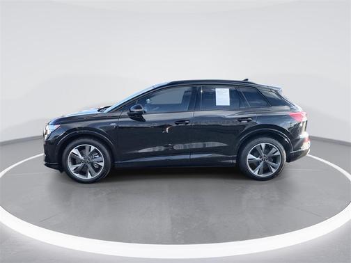 2024 Audi Q4 e-tron Premium Plus 55 quattro