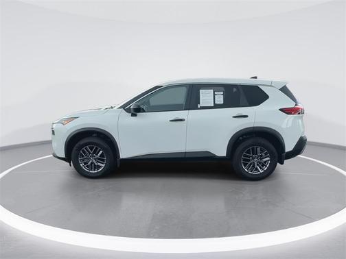 2022 Nissan Rogue S