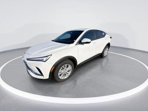 Summit White 2026 Buick Envista Preferred FWD