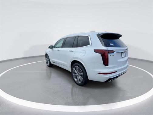 2025 Cadillac XT6 Premium Luxury FWD