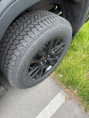 Onyx Black 2024 GMC Sierra 1500 Elevation