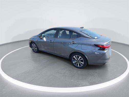 2022 Nissan Versa 1.6 SV