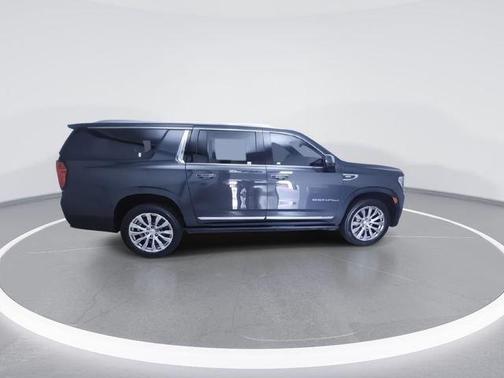 Hunter Metallic 2022 GMC Yukon XL Denali