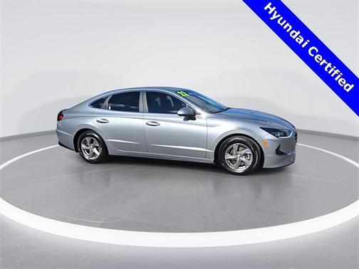 2022 Hyundai SONATA SE
