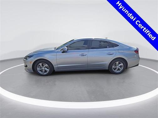 2022 Hyundai SONATA SE