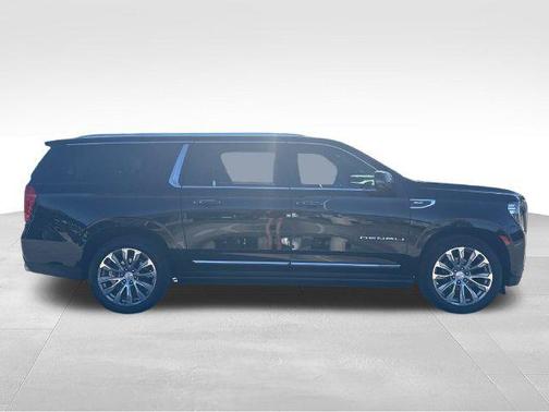 Onyx Black 2023 GMC Yukon XL Denali