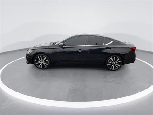 2021 Nissan Altima SR FWD
