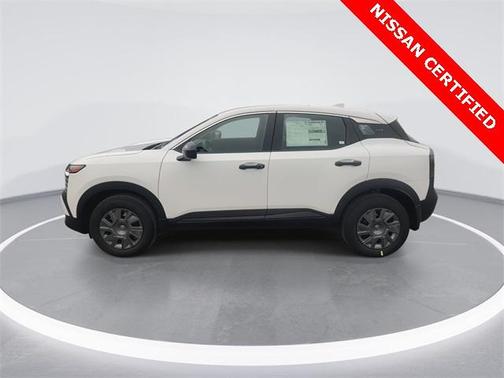 2025 Nissan Kicks S