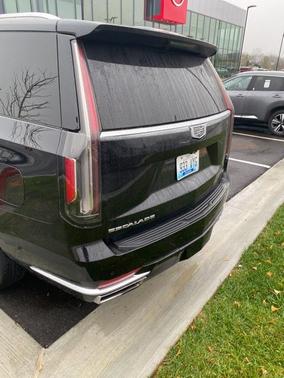 2023 Cadillac Escalade ESV Premium Luxury Platinum