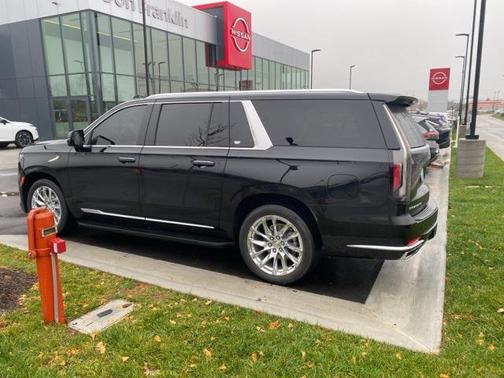 2023 Cadillac Escalade ESV Premium Luxury Platinum