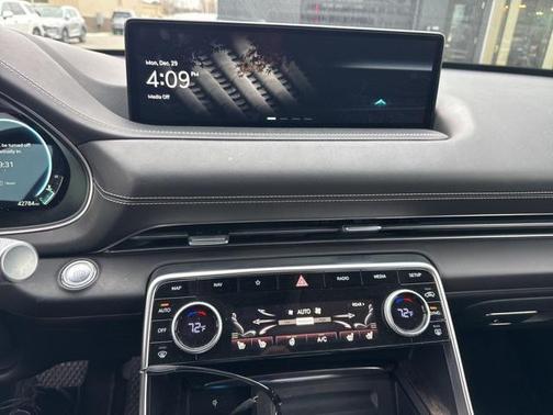 2022 Genesis GV80 2.5T